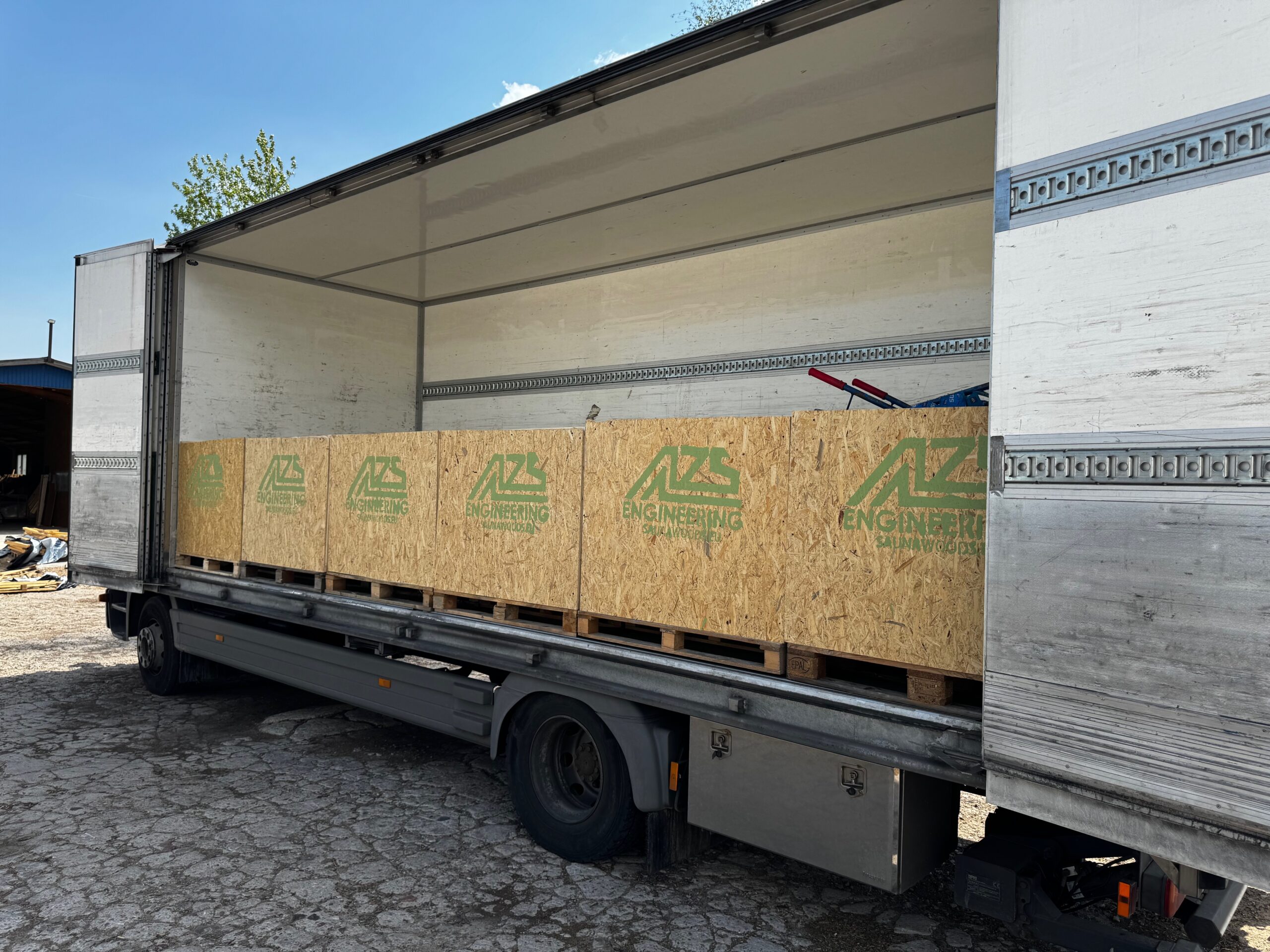 AZS Sauna Lieferung Transport Sauna Bausatz Deutschland